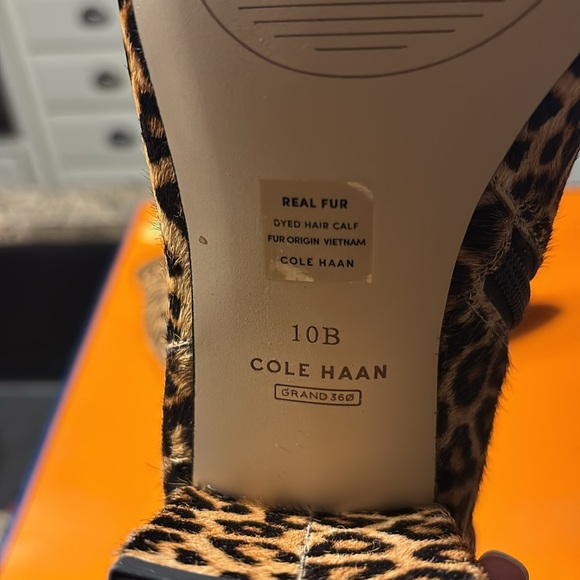 COLE HAAN real cow hide boots size 10 - Picture 4 of 5